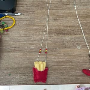 French fries necklace OS BABY